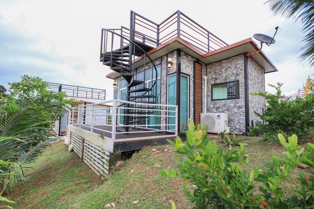 Happy Mountain Airport Resort Nai Yang Beach Kültér fotó