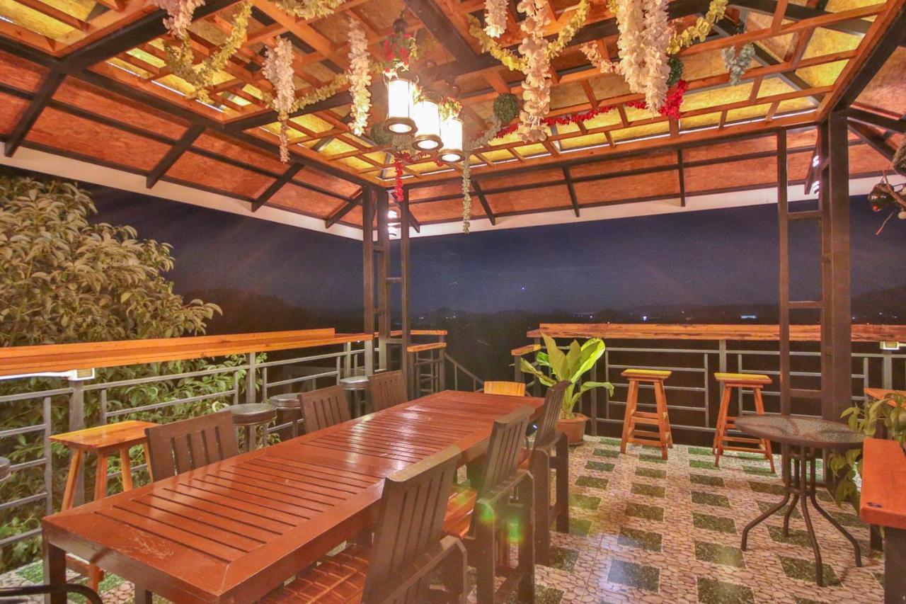 Happy Mountain Airport Resort Nai Yang Beach Kültér fotó
