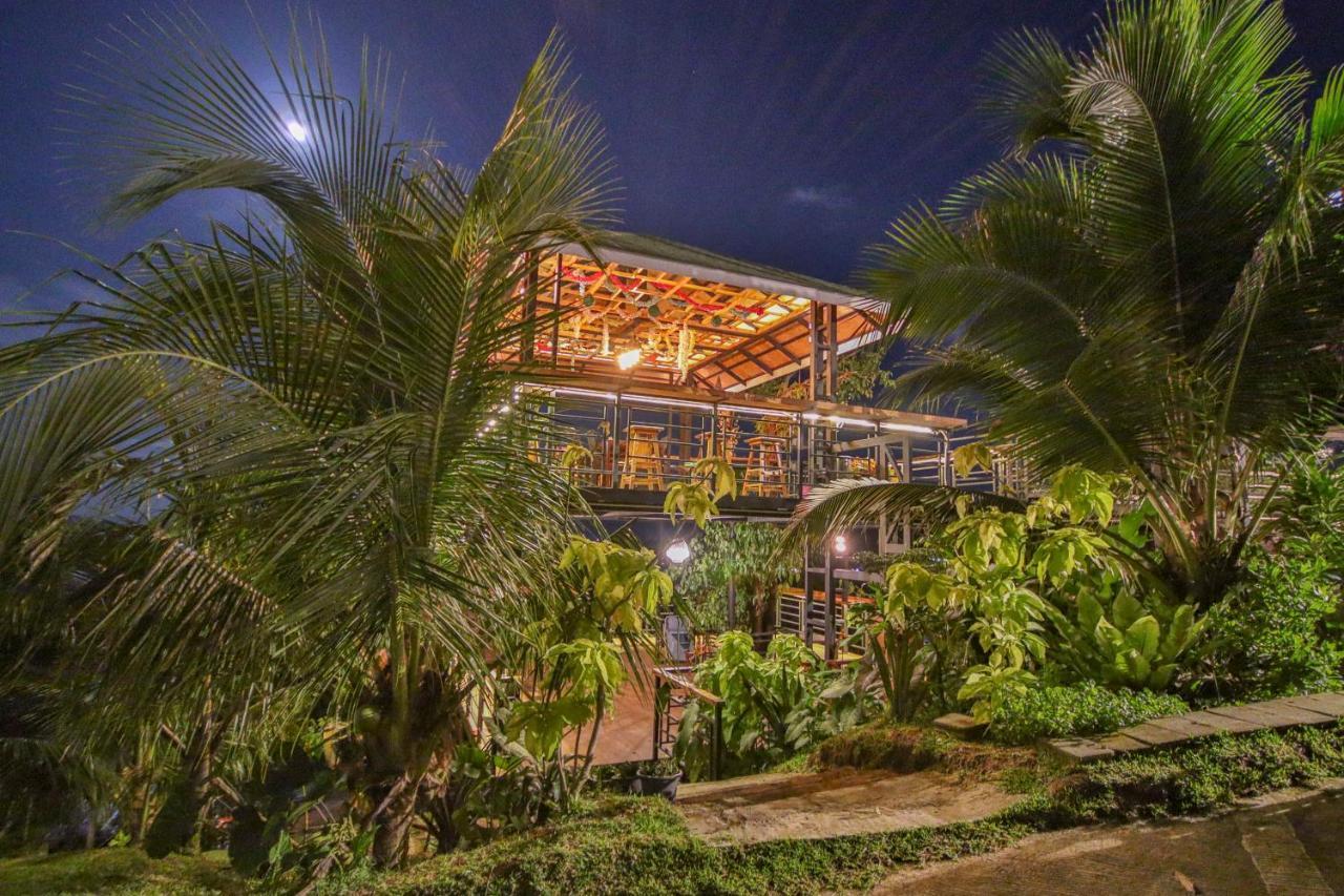 Happy Mountain Airport Resort Nai Yang Beach Kültér fotó