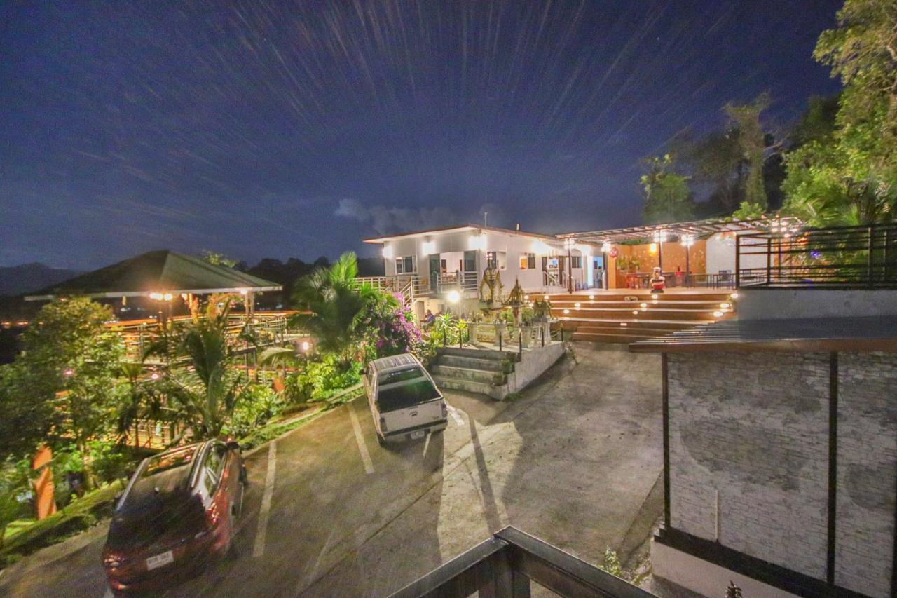 Happy Mountain Airport Resort Nai Yang Beach Kültér fotó
